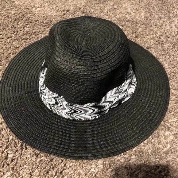 Amiani Floppy Sun Hat 